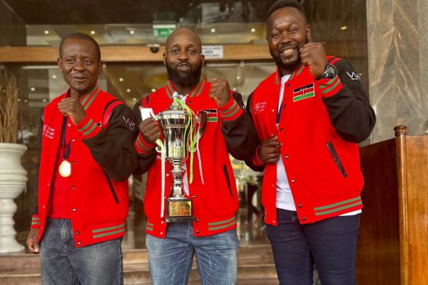 Shujaa head Kevin 'Bling' Wambua (middle) flanked by team manager Steve Sewe (left) and assistant coach Louis 'Fadhee' Kisia (right). PHOTO| SportPesa